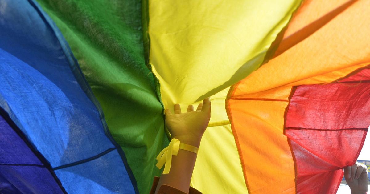 Photo of Florida aprueba controvertida ley sobre la enseñanza de temas LGBT+ en las escuelas