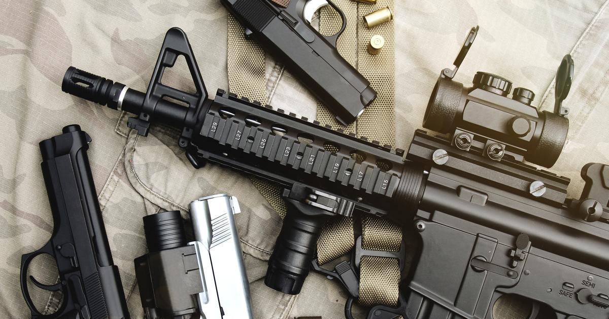 Selon Emmanuel Macron, la vente d'équipements militaires à la Russie ...