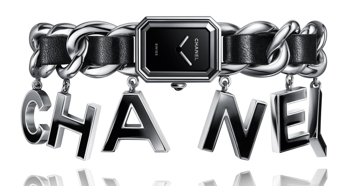 very logomania watch capsule 