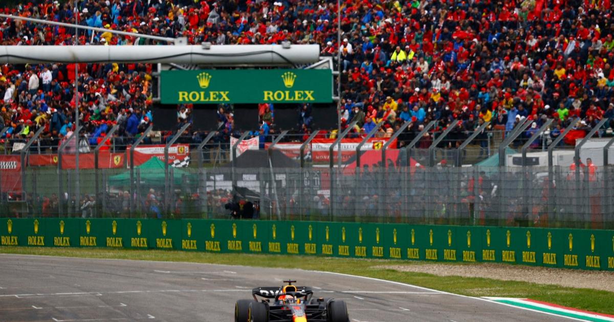 Verstappen y Red Bull subyugan a Ferrari en casa