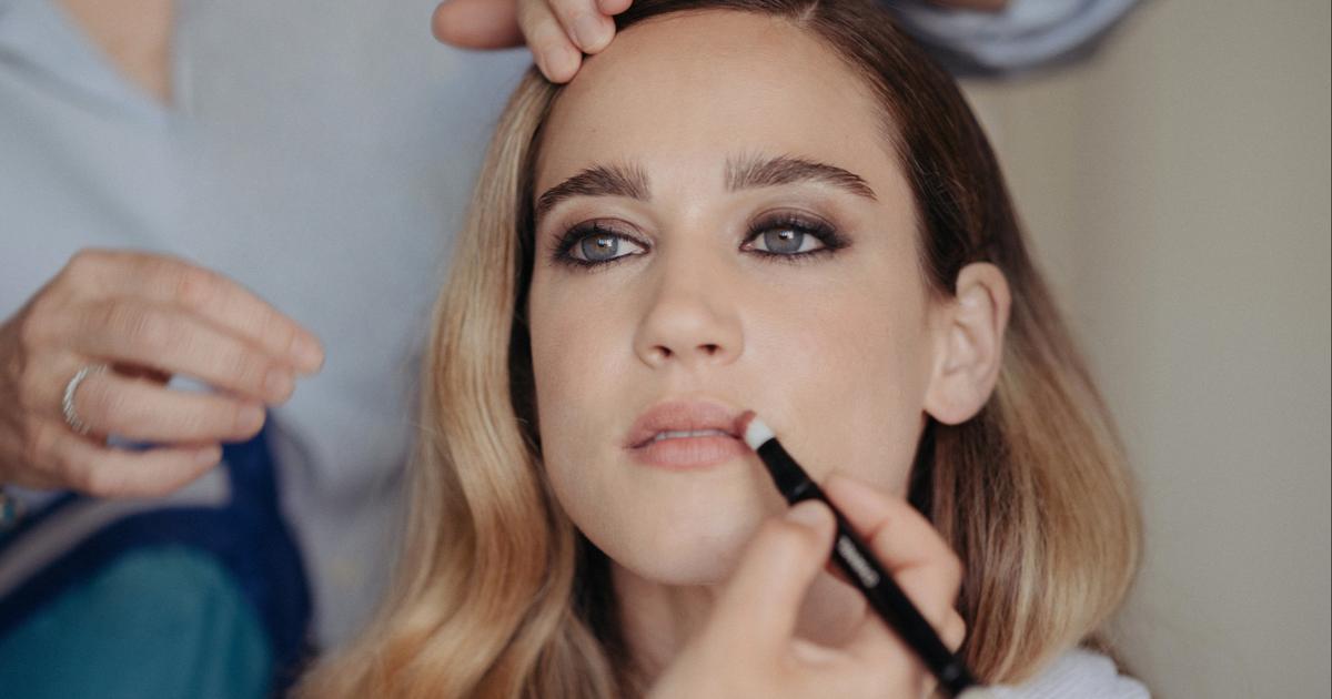 Les conseils d'une maquilleuse Chanel pour réaliser un smoky eye glamour digne d'une star au Festival de Cannes