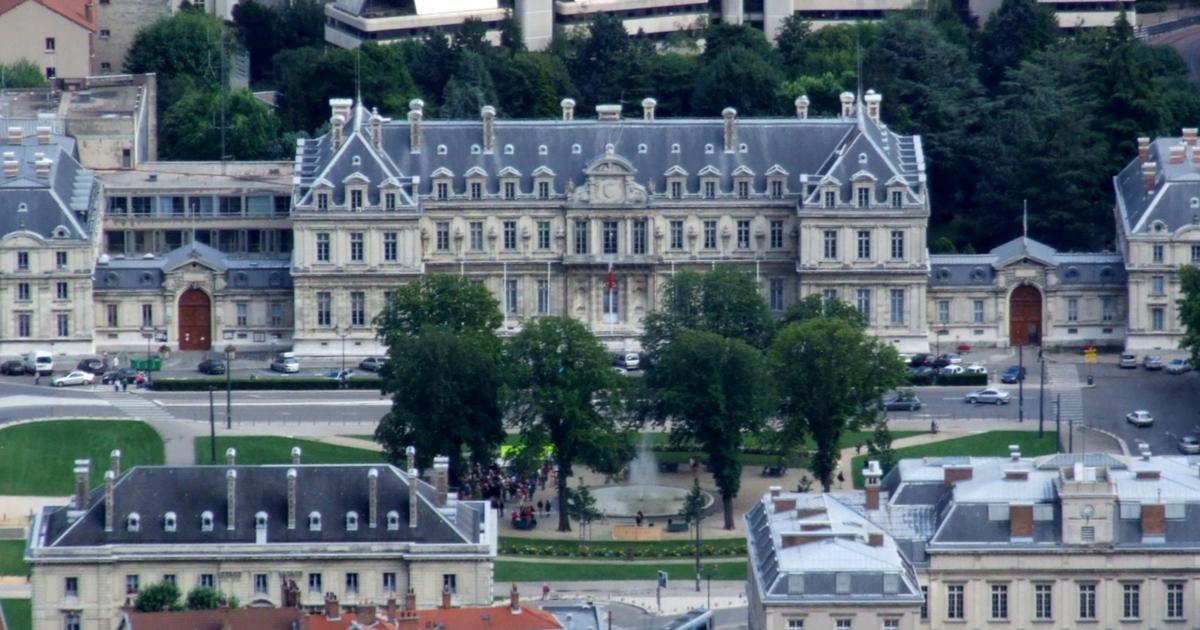 Burkini à Grenoble : le préfet de l'Isère a saisi la justice