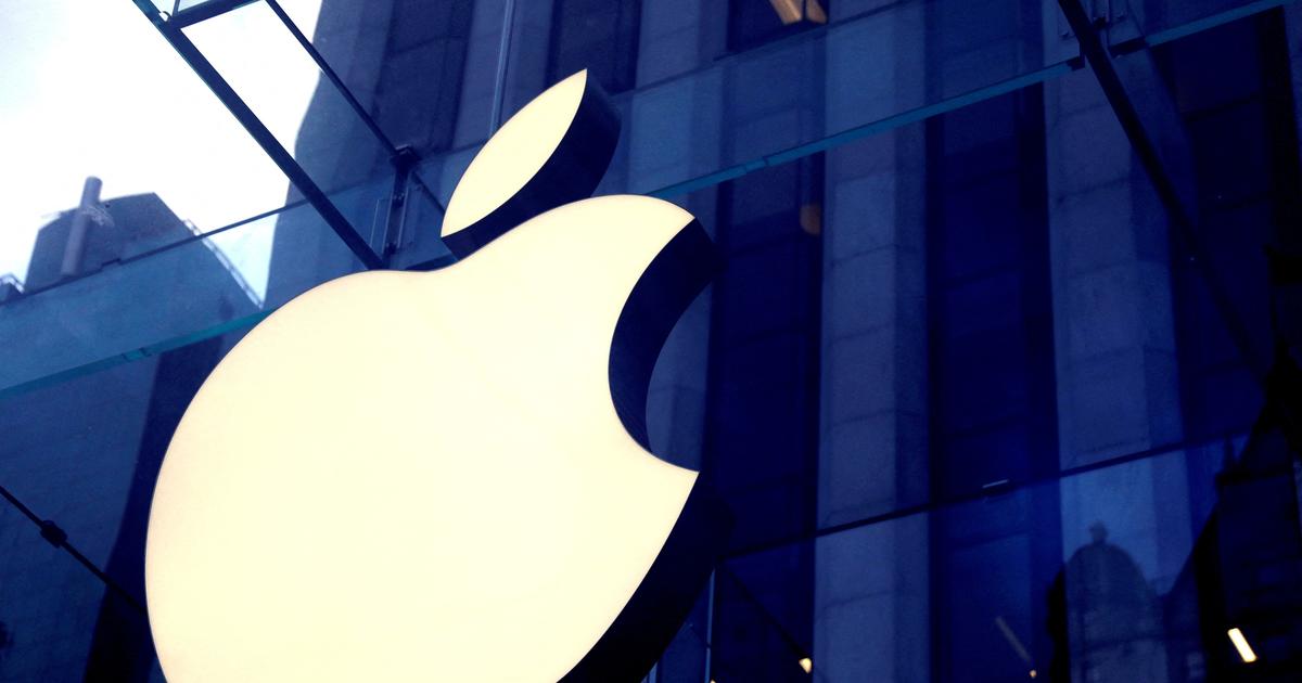 United States.  The victory of the first union in the Apple store