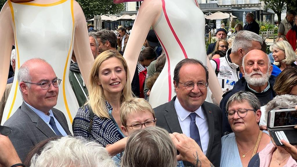 François Hollande s'invite au festival Sœurs jumelles de Rochefort