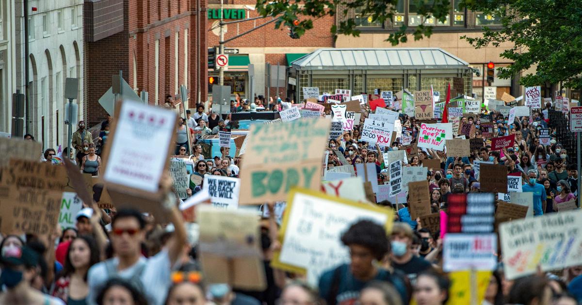 «Mon corps, mon choix»: à New York et à Boston, la colère de milliers de manifestants pro-droit à l'avortement