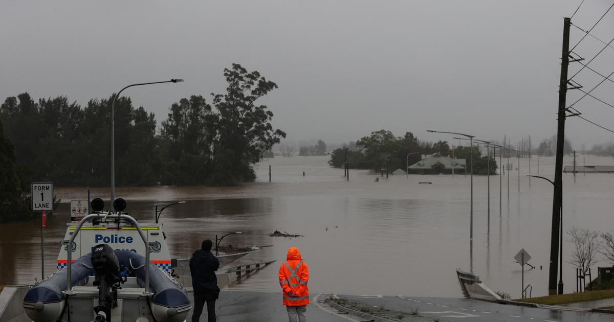 Floods: Thousands Of Sydney Residents Forced To Evacuate - The Limited ...