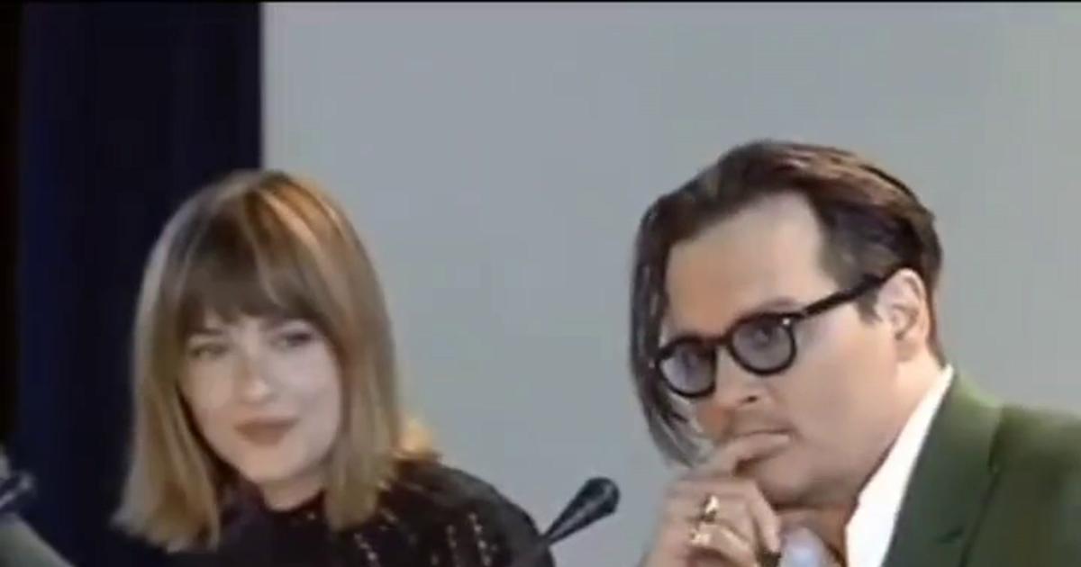 «Sortez-moi de là» : Dakota Johnson, mal à l'aise face à la vidéo qui l'impliquerait dans l'affaire Depp-Heard