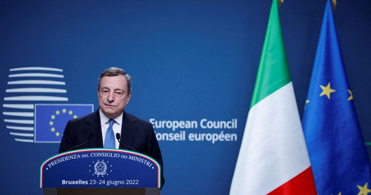 Mario Draghi announced his resignation in the evening
