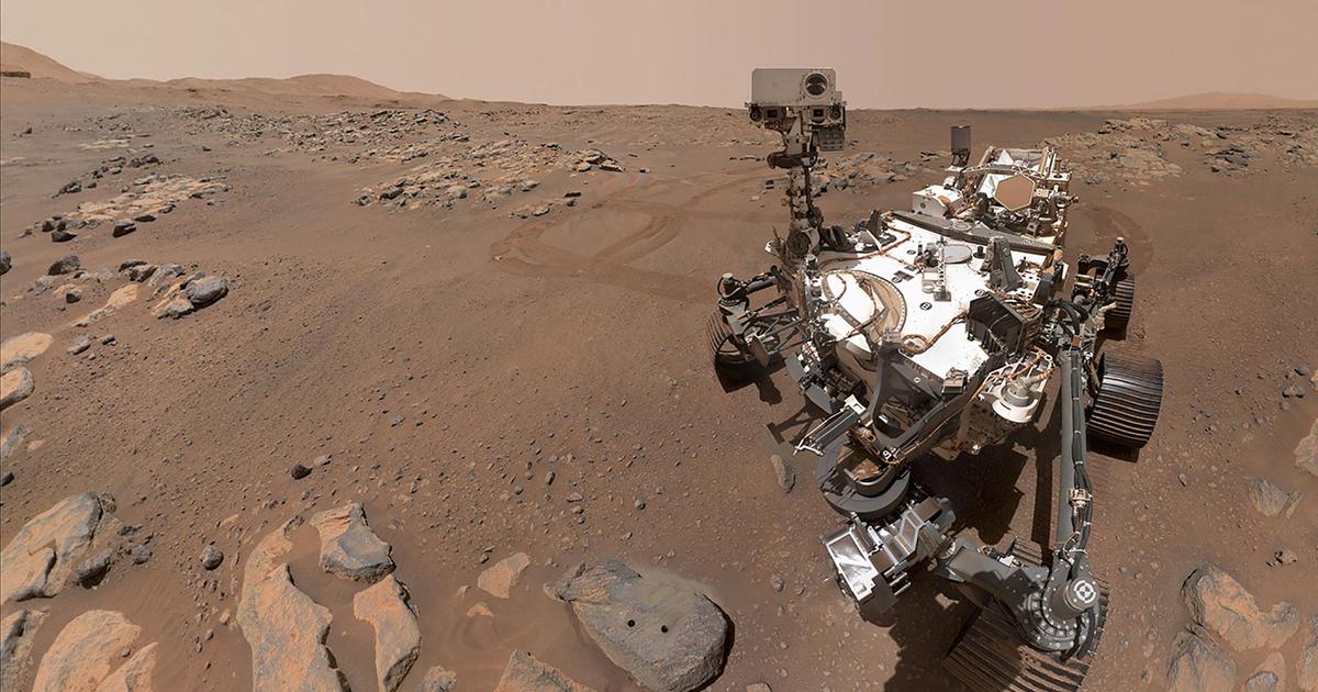 De strijdwagen van volharding probeert het mysterie van de Mars-bol te ontrafelen