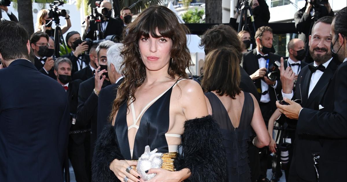 Lou Doillon shares the first photo (and a new one) of her son Laszlo.