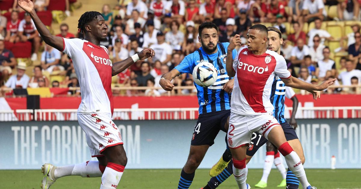 Rapidement réduit à dix, Monaco limite la casse contre Rennes