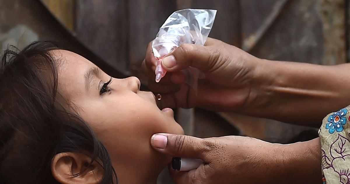Pakistan : deux policiers chargés de protéger des vaccinateurs anti-polio tués