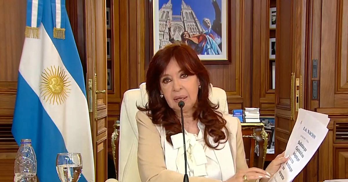 Cristina Kirchner, de manera ofensiva, denunció el corte político del peronismo