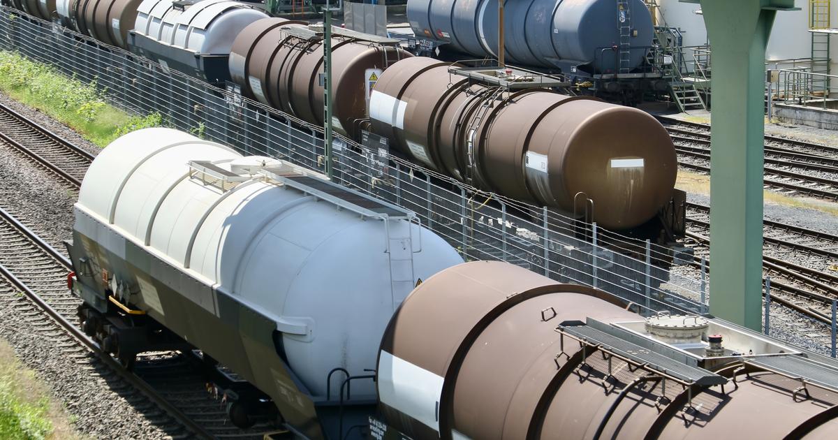 Kohle und Öl werden in Zügen Vorrang vor Fahrgästen haben