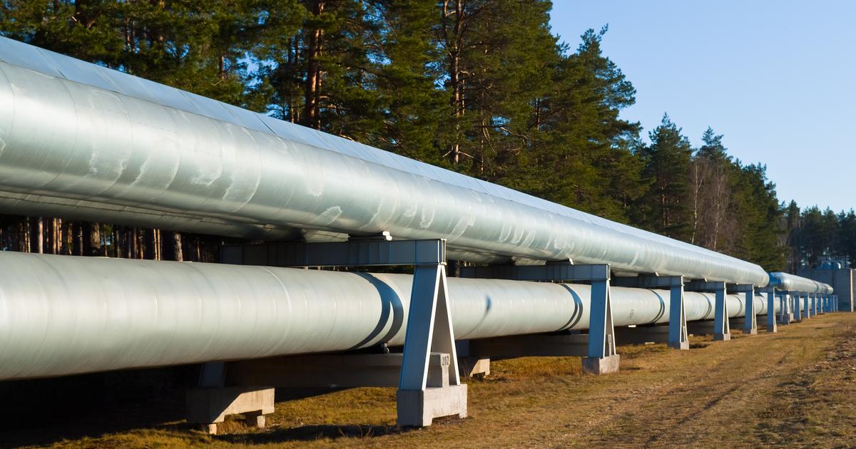 How do gas pipelines work?