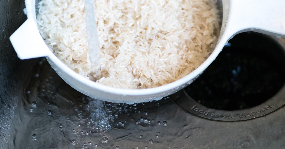 Pourquoi faut-il rincer le riz avant de le cuire ?