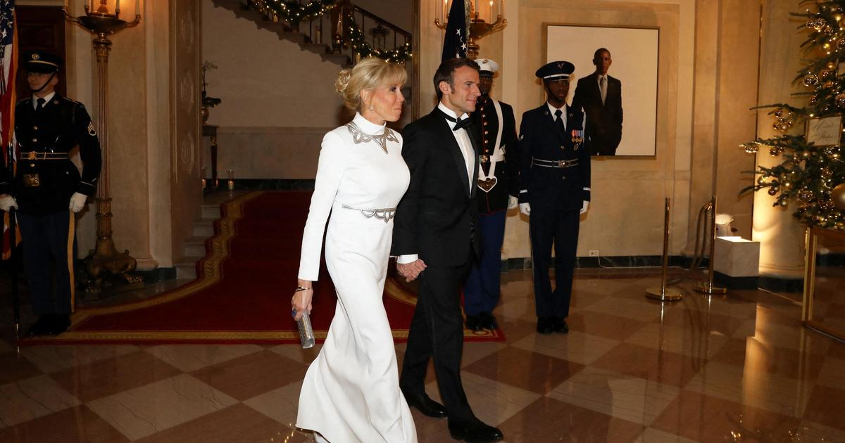 Brigitte Macron reste fidèle à la robe longue immaculée pour dîner à la Maison-Blanche