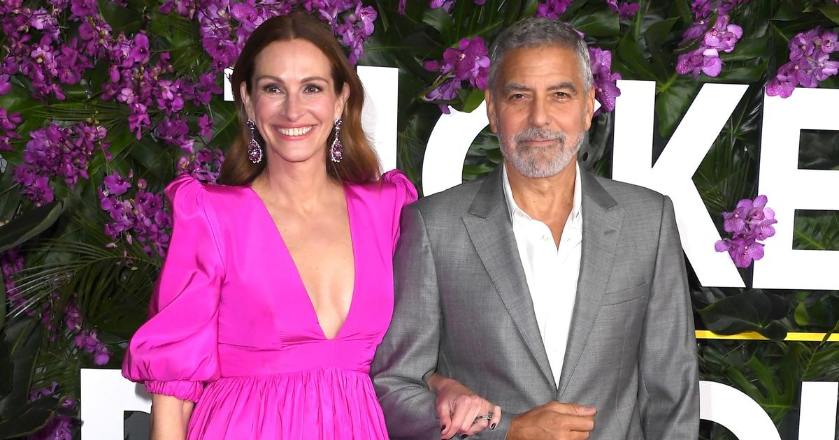 Sa plus grande fan, «what else?» : sur le tapis rouge, Julia Roberts porte une robe couverte de photos de George Clooney