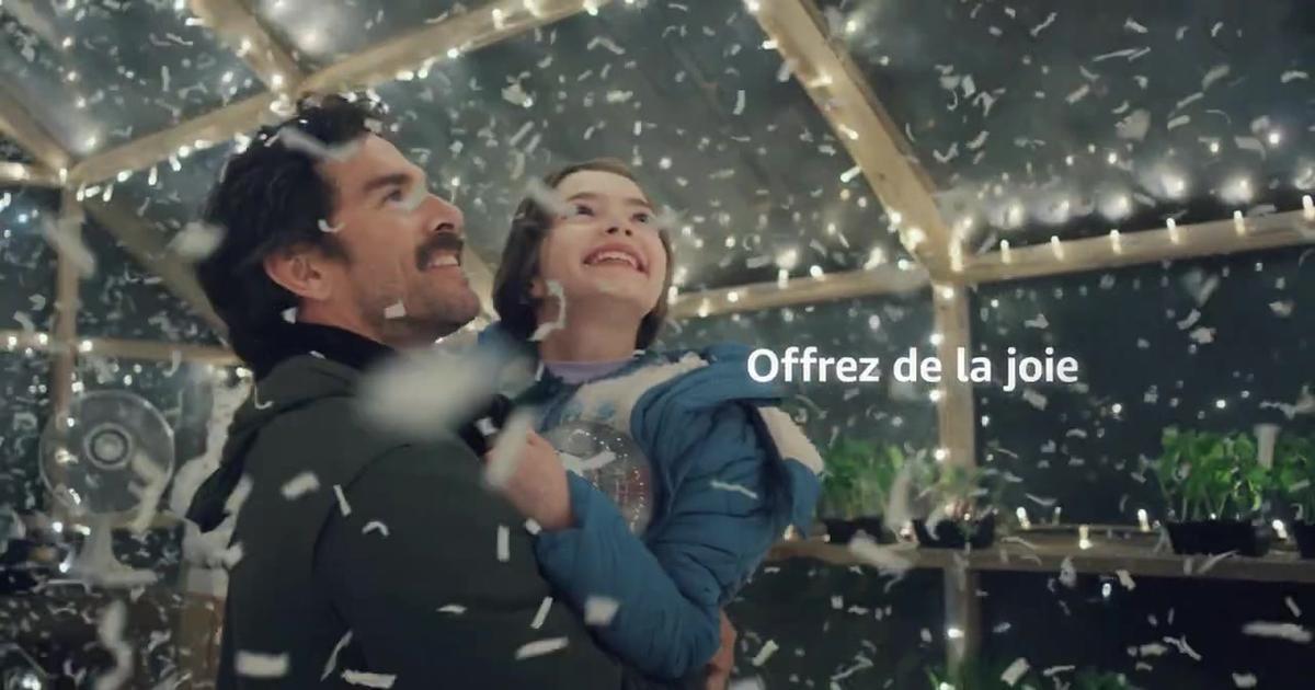 Amazon s'offre un père célibataire moustachu et manuel pour sa dernière pub de Noël