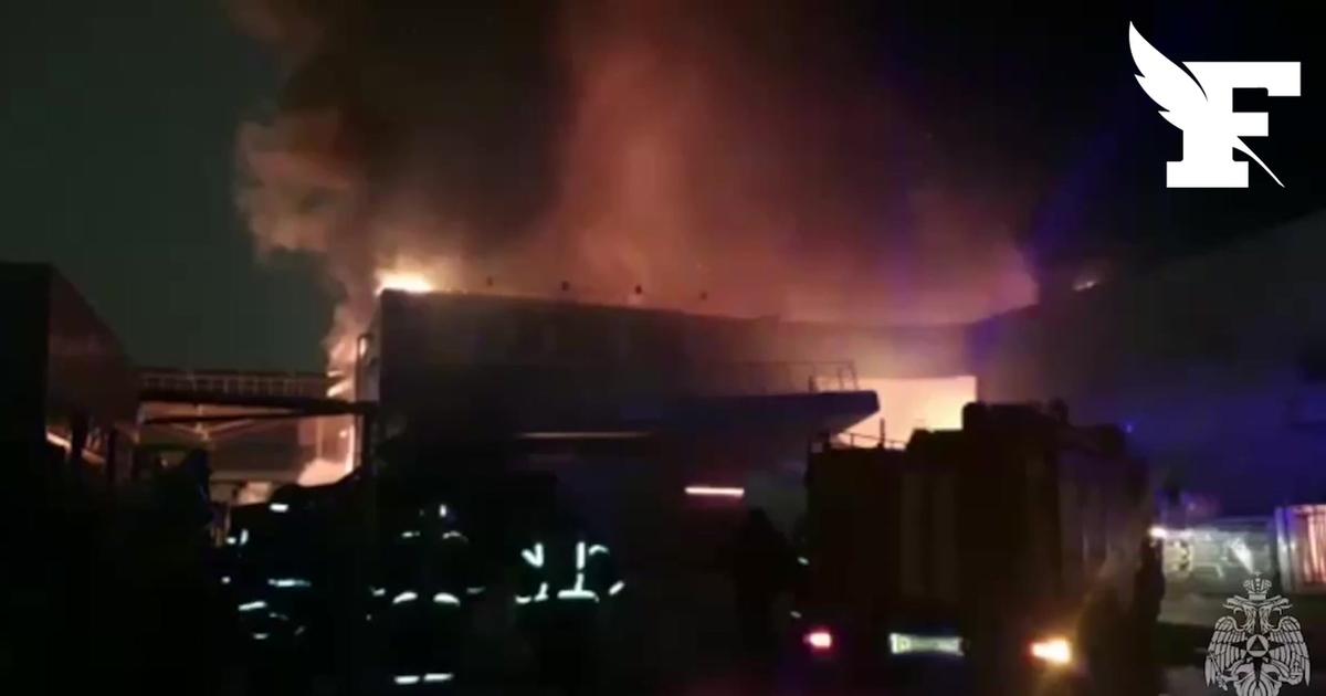 Incendie près de Moscou : un mort, le feu quasi maîtrisé