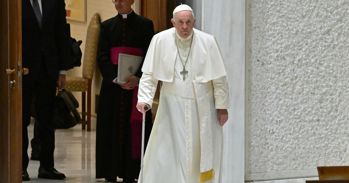 Papa Francisco revela que firmó carta de renuncia en caso de problemas de salud