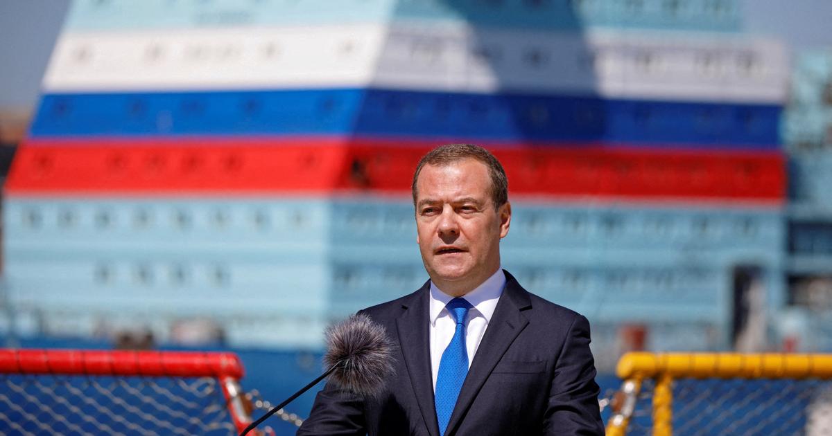 Photo of Dmitry Medvedev felicita a los argentinos y pide al Reino Unido que les «devuelva» Malvinas