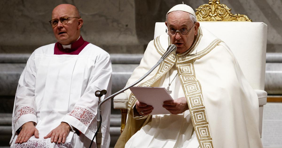 Papa Francisco rinde homenaje a la «bondad» de Benedicto XVI, tan «noble persona»