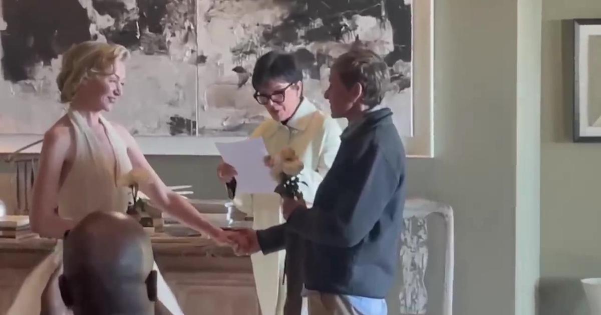 En vidéo, Ellen DeGeneres et Portia de Rossi renouvellent leurs vœux de mariage devant Meghan et Harry