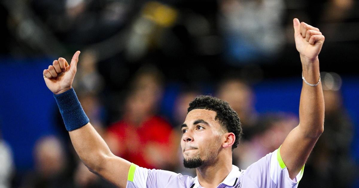 Tennis : Arthur Fils bat Roberto Bautista Agut et passe en quarts à l'ATP de Montpellier