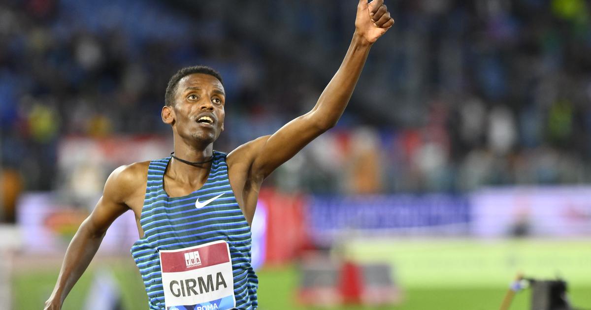 Athletics 3000m indoor world record for Ethiopian Lamecha Girma in