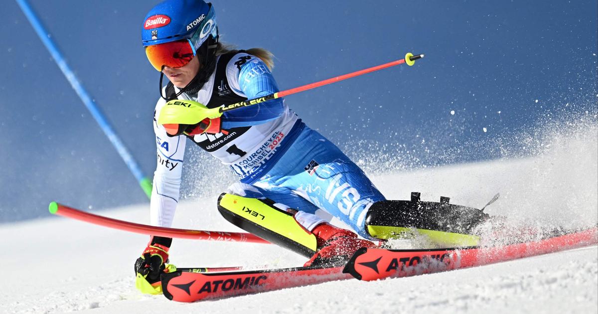 Mikaela Shiffrin leads the slalom after the first act