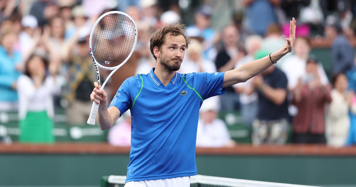 Medvedev knocks out Zverev, heads into Indian Wells quarters