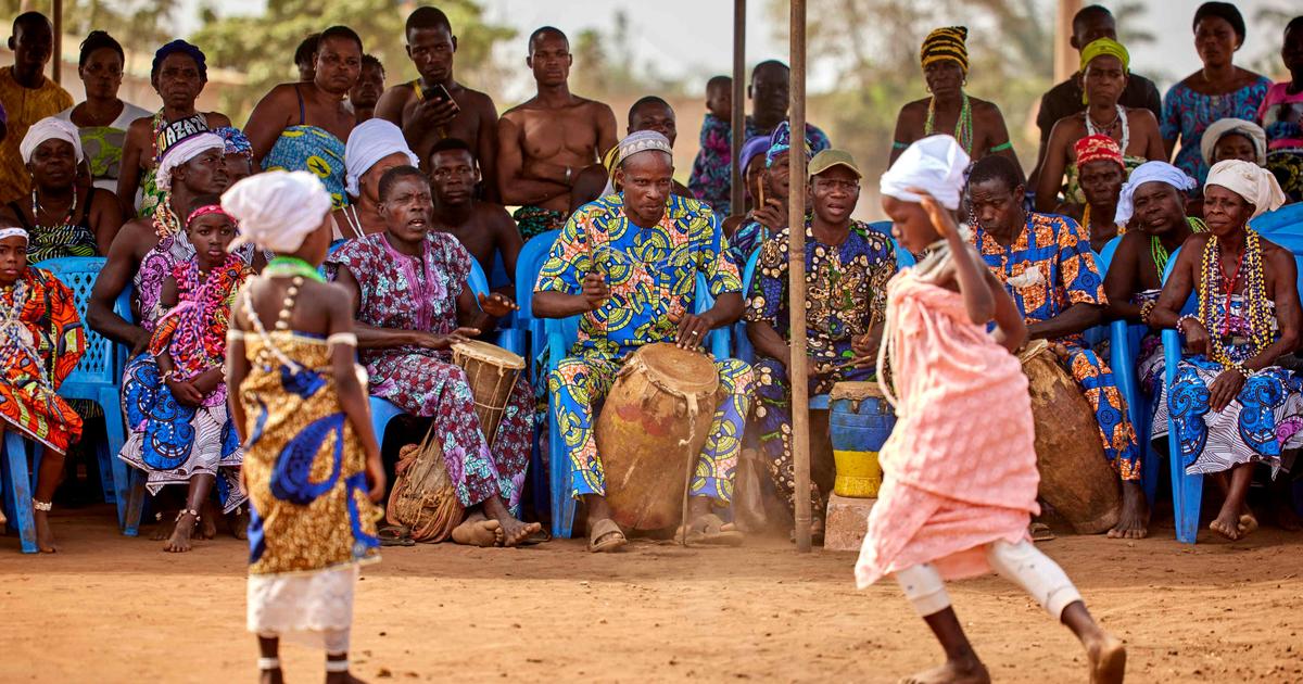 Musique, danse et sacrifices : au Bénin, la fête du vodoun devient un