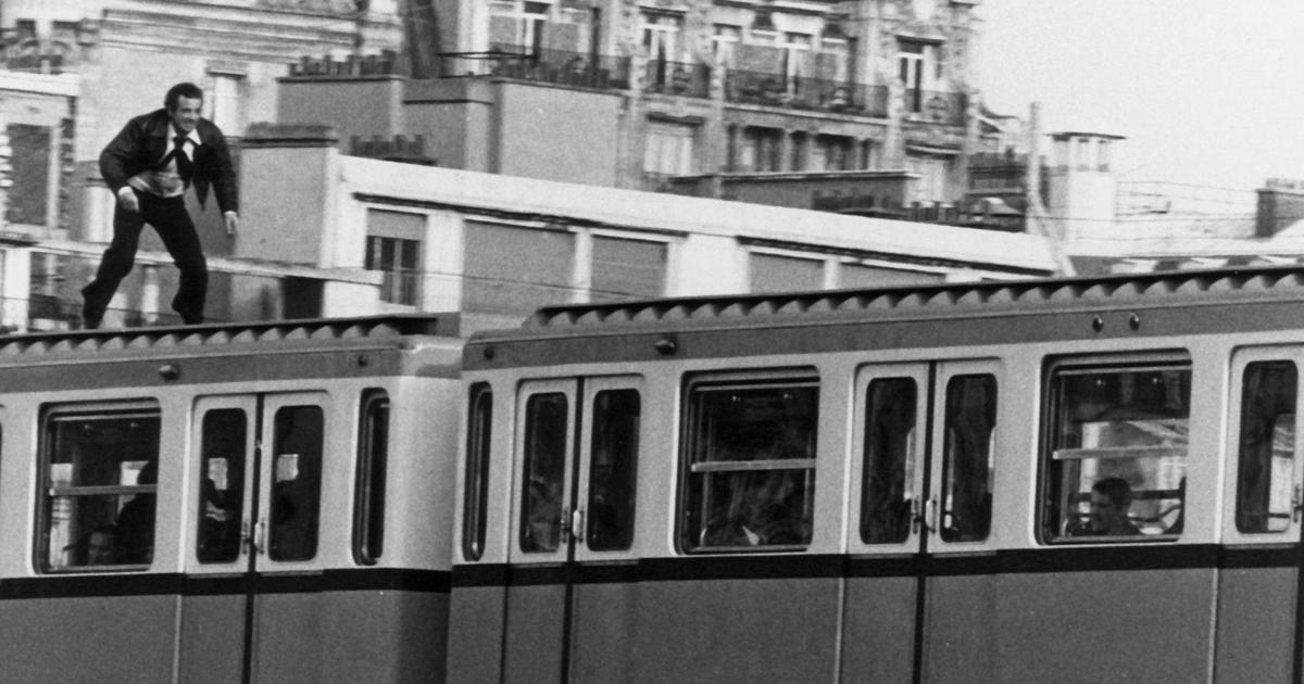 Paris pays homage to Belmondo by naming the promenade under the Bir-Hakeim elevated metro