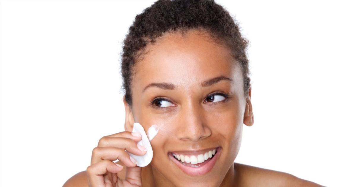 Cette eau micellaire à moins de 4 euros, en tête du classement de «60 millions de consommateurs»