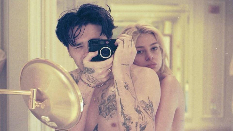 A woman’s eyes on her neck, her face on her arm… These tattoos prove that Brooklyn Beckham has Nicola Peltz on her skin
