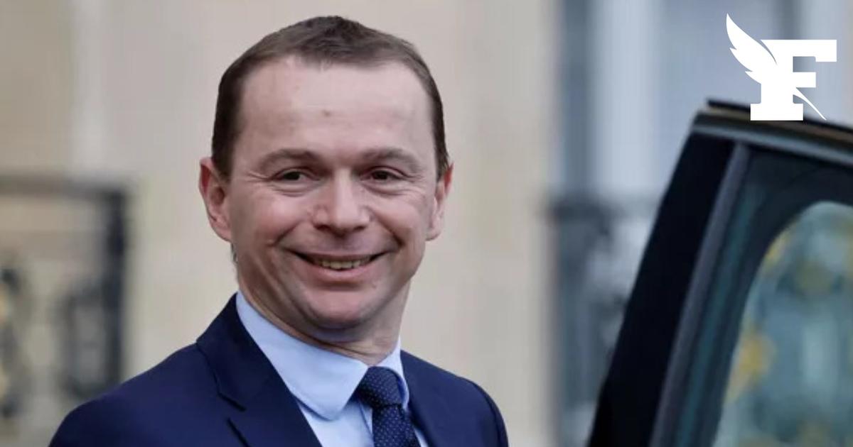 Le ministre du Travail Olivier Dussopt révèle son homosexualité