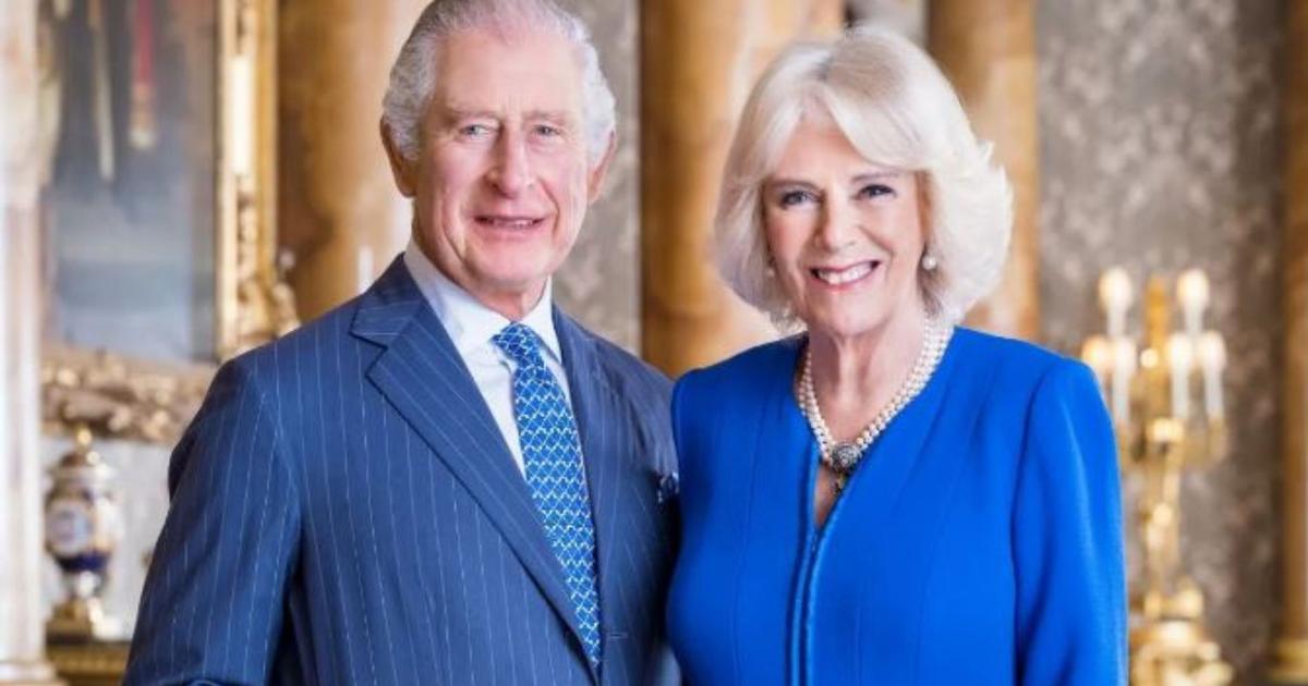 Blue like you.  Buckingham Palace unveils new portrait of Charles III and Queen Camilla