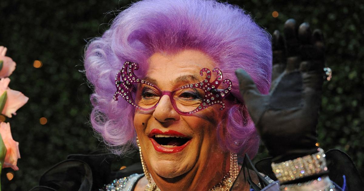 Death of comedian Barry Humphries, best known in the Anglo-Saxon world for his role as Dame Edna Everage