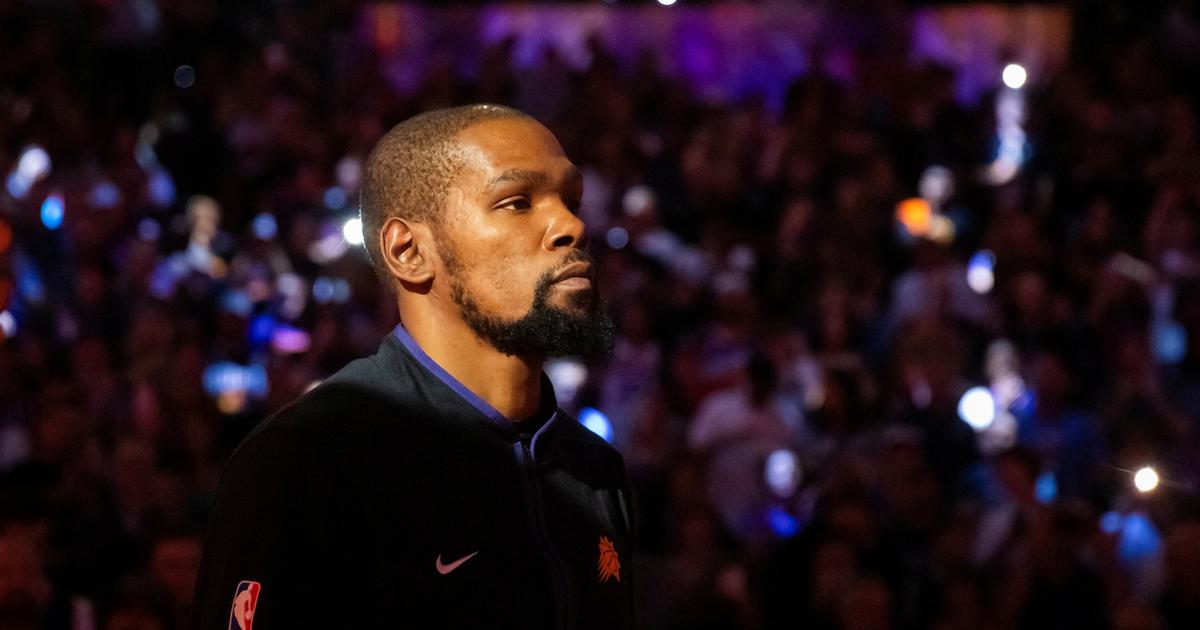 Suns star Kevin Durant signs lifetime contract with Nike