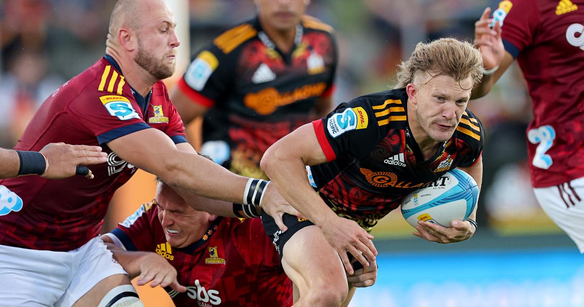 the All Black Damian McKenzie extends with his federation until 2025