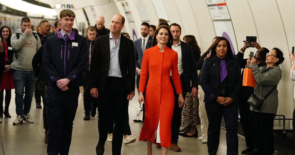 In the photos, Kate Middleton and Prince William are surprising while going on the subway