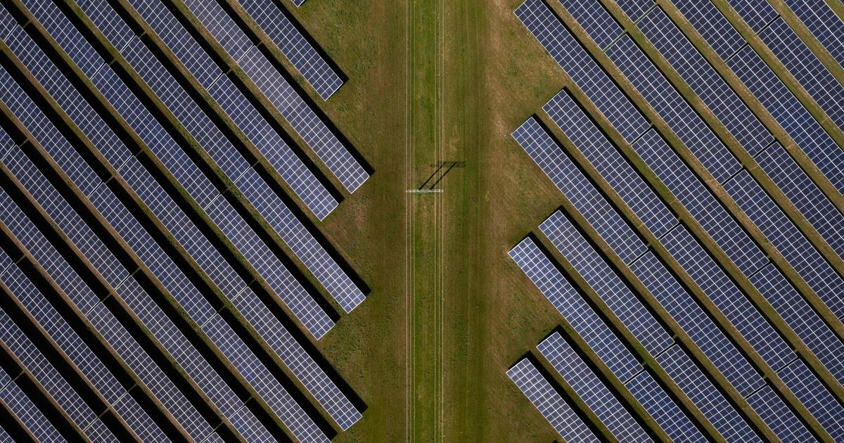 TotalEnergies versnelt haar ontwikkeling op het gebied van zonne-energie