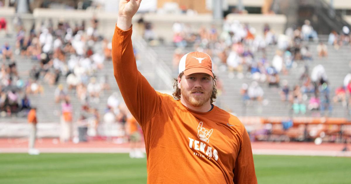 a throw of 23m56 and a new shot put world record for Crouser TIme News