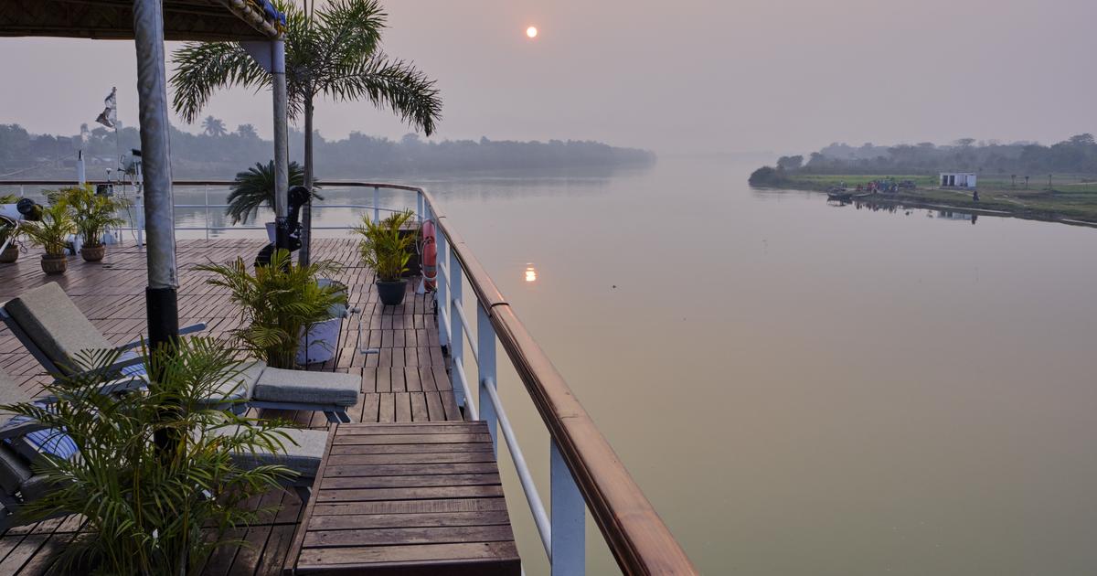 Carte Postale Ancienne – Vue Du Fleuve Hooghly & Haute Cour De Calcutta