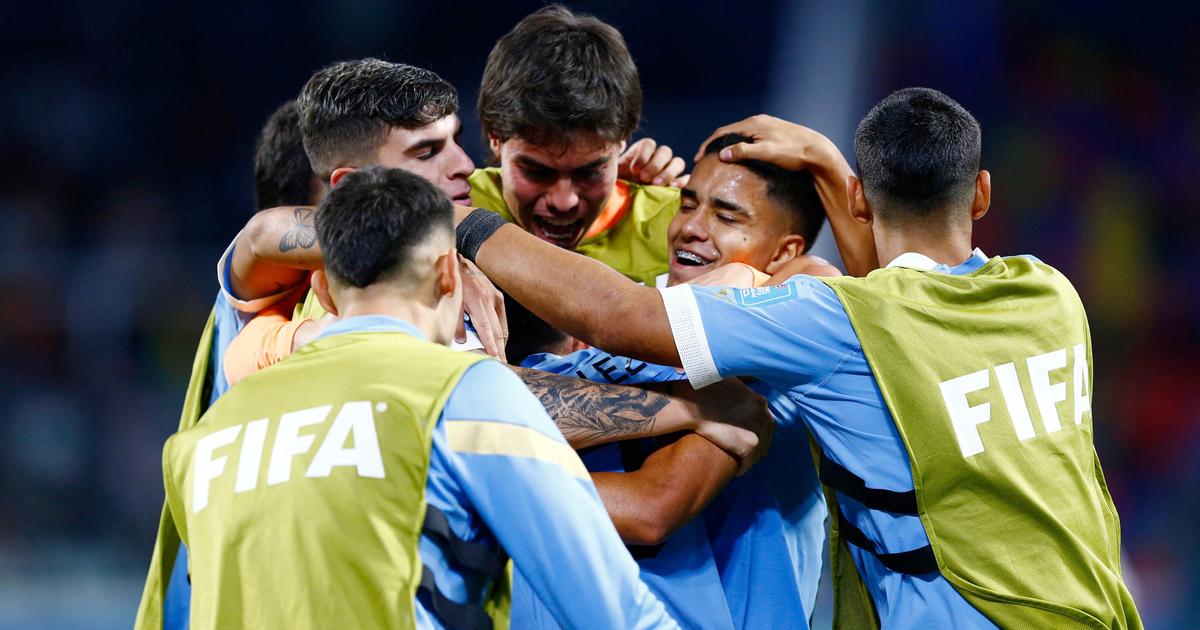 Uruguay clinch their third final by beating Israel