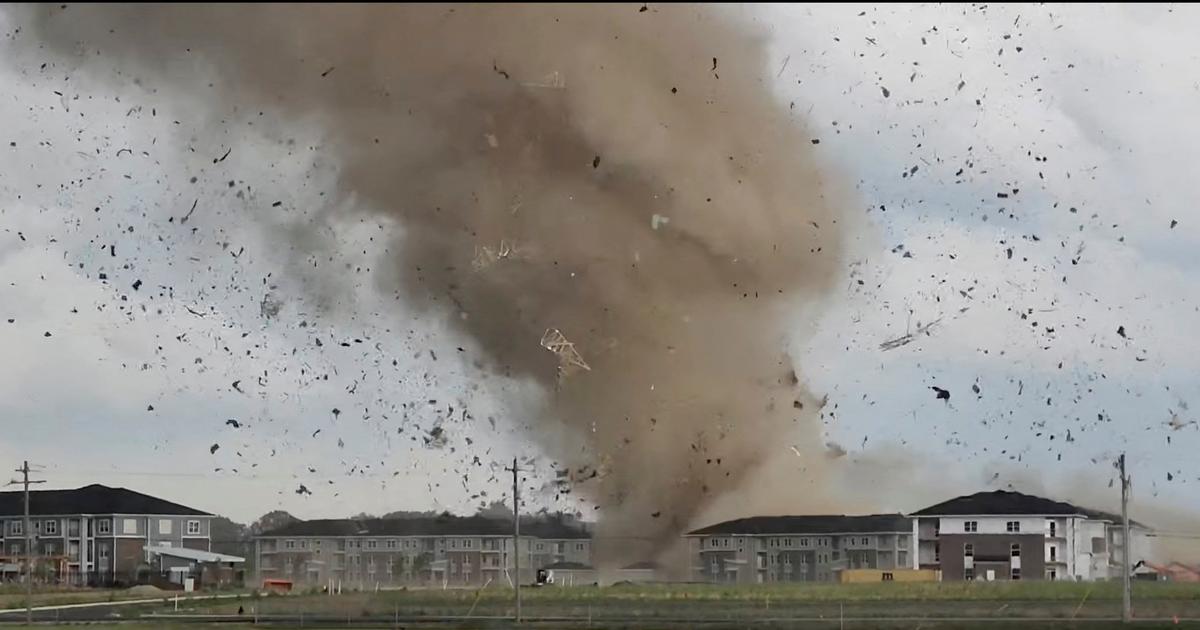 Powerful tornado hits south of Indianapolis, leaving one dead and one injured