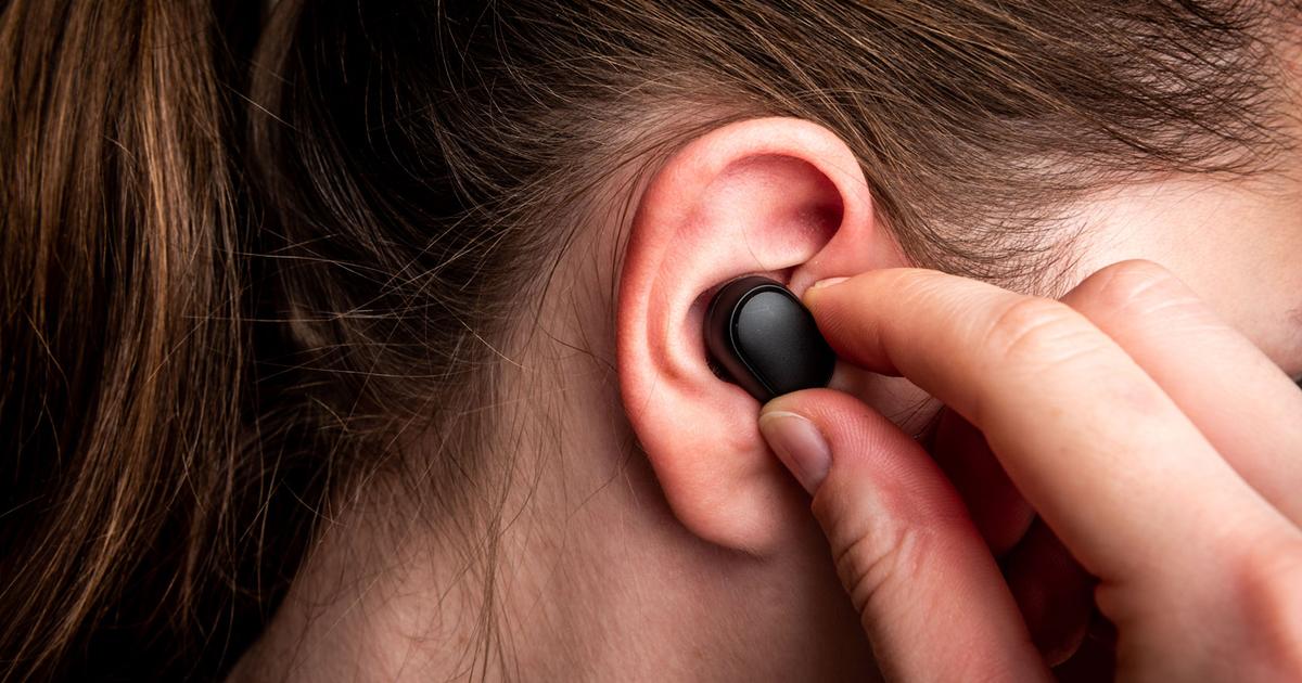 Amazon Echo Buds bluetooth headphones Archyde