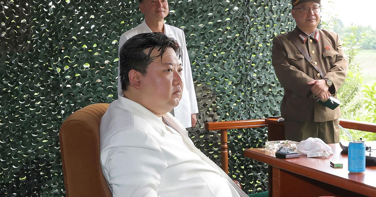 misteri ponsel lipat Kim Jong-un