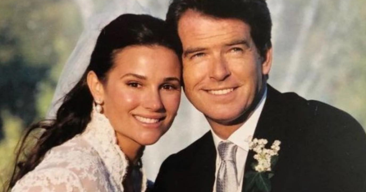 In the photos, Pierce Brosnan and his wife celebrate their 22nd wedding anniversary